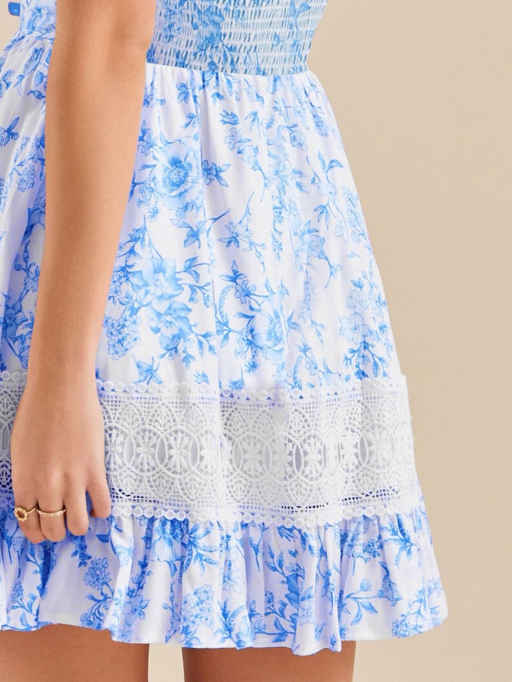 Ruffled Hem Printed Tube Dress - Picture 8 of 9